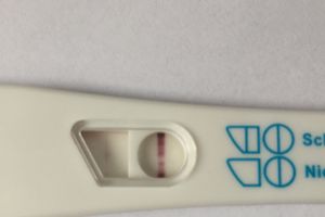 Med linie schwache testa schwangerschaftstest Schwangerschaftstest sehr